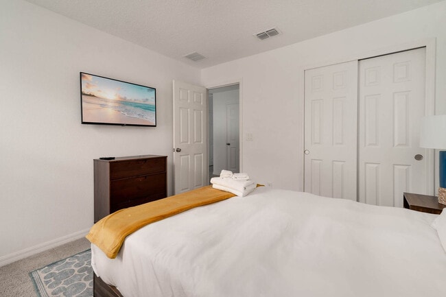 Building Photo - 8907 Caroline Bay Ct