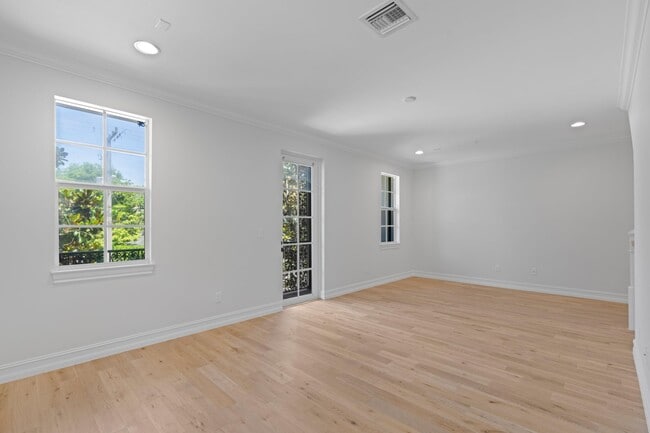 Building Photo - 135 N Cannery Row Cir