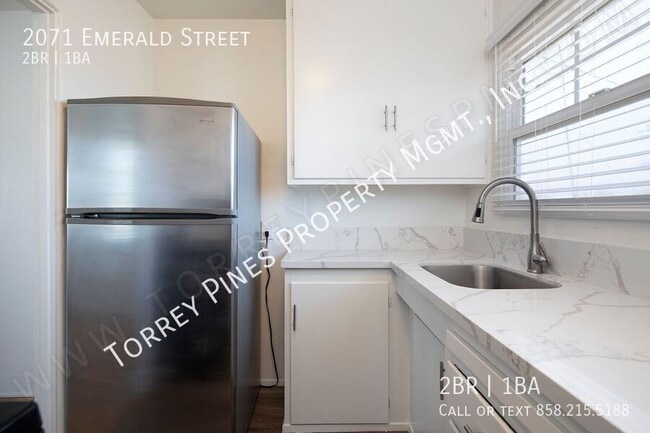 Building Photo - 2071 Emerald St