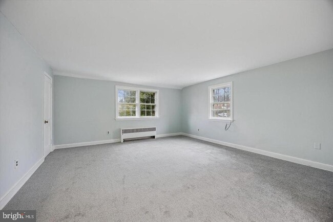 Primary Photo - 11 Trent Rd