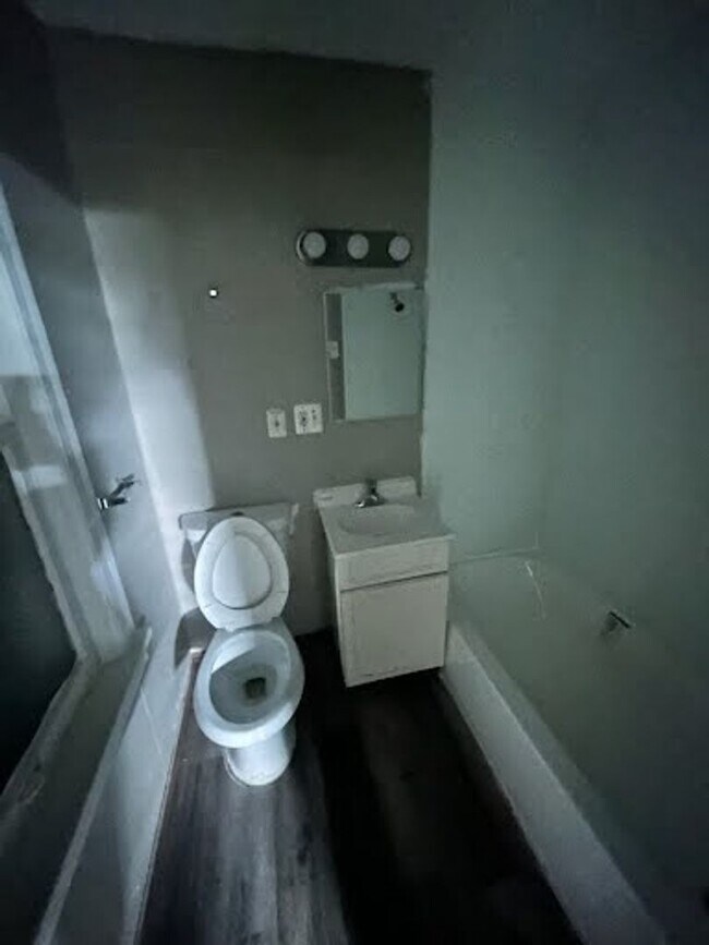 Building Photo - 1532 South 13th Street