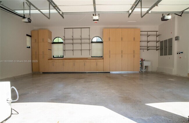Building Photo - 6450 SW 126th Street Rd