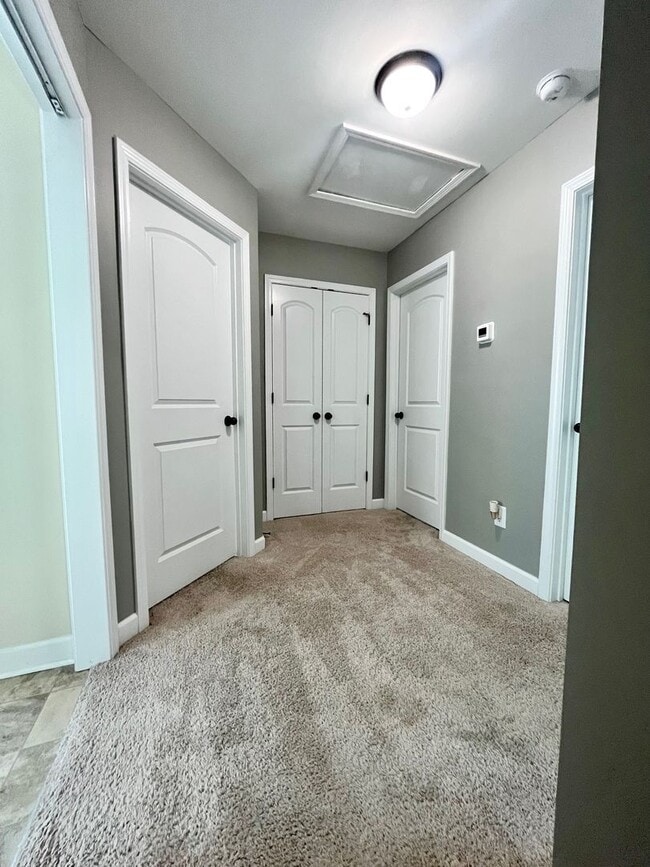 Building Photo - Great rental in Pony Farm!