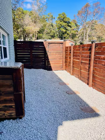 Building Photo - 6362 Valhalla Dr