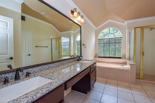 Building Photo - 314 Spencers Glen Dr