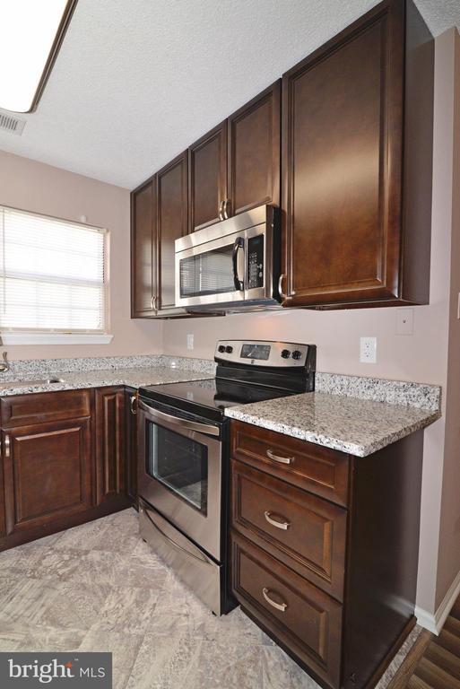 Building Photo - 1113 Huntmaster Terrace NE