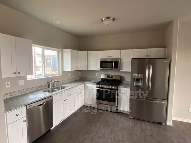 Building Photo - 874 Grissom Dr.