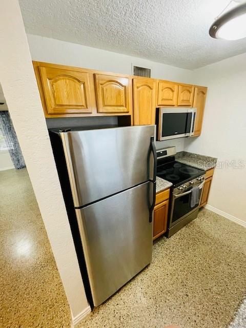 Building Photo - 212 S Church Ave