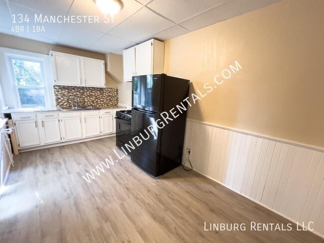 Building Photo - 134 Manchester St