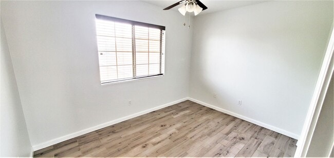 Building Photo - 701 E. 4th St.