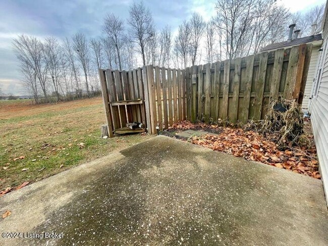 Building Photo - 544 Fox Chase Ct