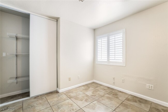 Building Photo - 780 Salt Flats Cir