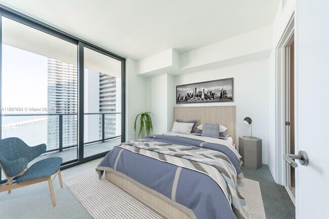 Building Photo - 501 NE 31st St