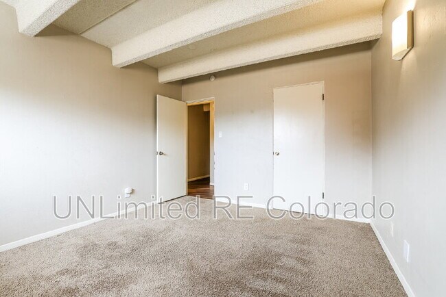 Building Photo - 2401 S Gaylord St