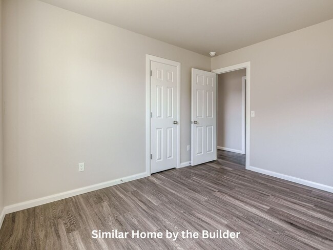 Building Photo - Pet-Friendly 3-Bed Home – Move-In Ready with Garage