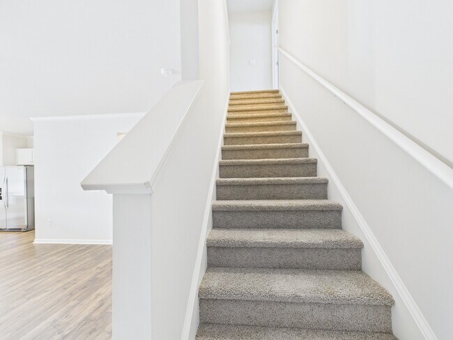 Building Photo - Beautiful New Construction END UNIT Townhome – Now Available for Lease!