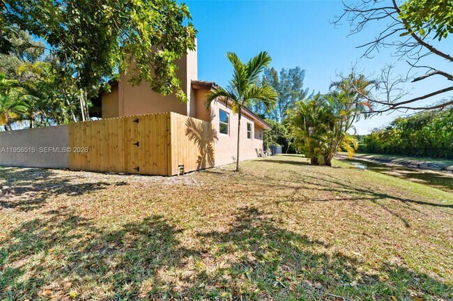 Building Photo - 11400 NW 19th St