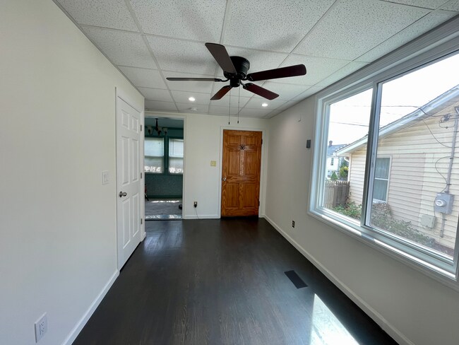 Building Photo - 100 Homecrest Ave