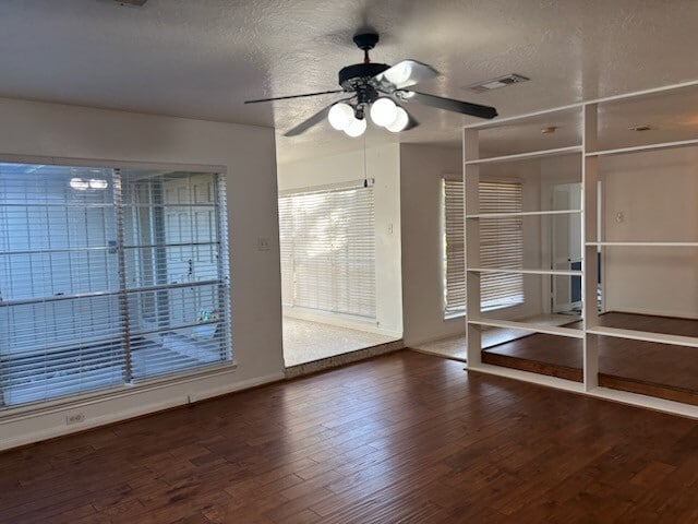 Building Photo - 12302 Wrenthorpe Dr