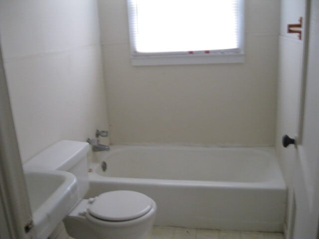 Building Photo - 712 Georgia Ave