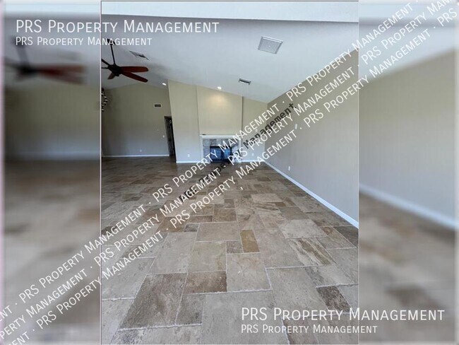 Building Photo - 10906 E Navajo Dr