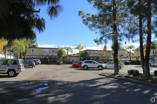 Building Photo - Mollison Villas