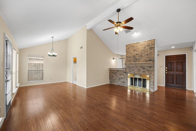 Building Photo - 2122 Echo Ridge