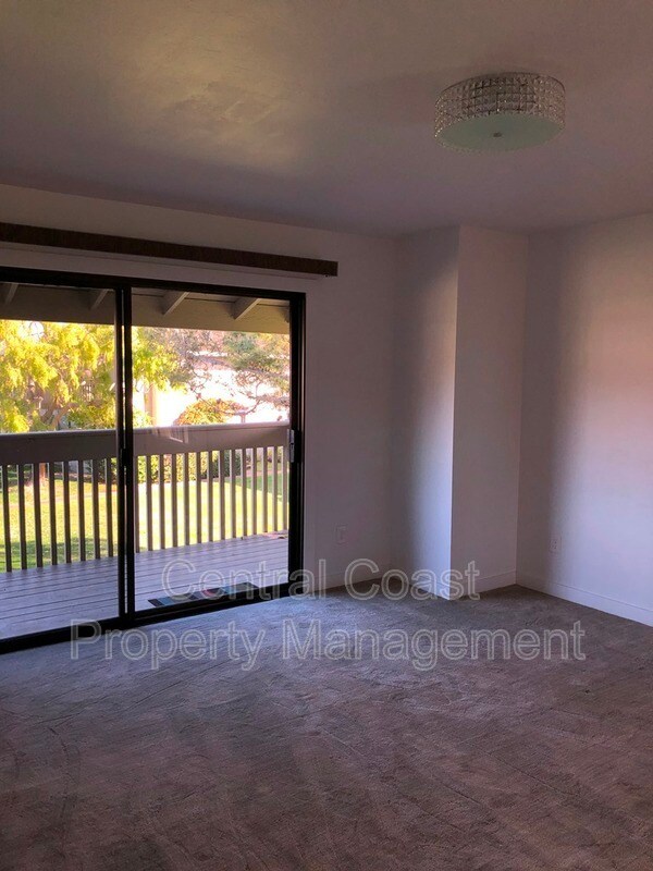 Building Photo - 3850 Rio Rd