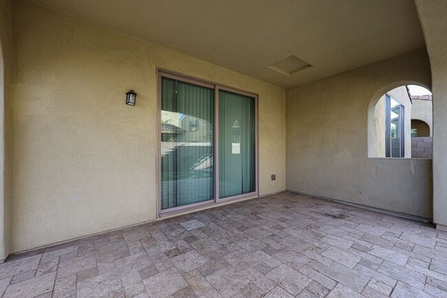 Building Photo - Lovely 4 bed 3 bath in core Chandler, ( Oc...