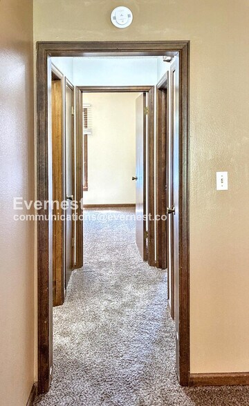 Building Photo - 2608 Leisure Dr