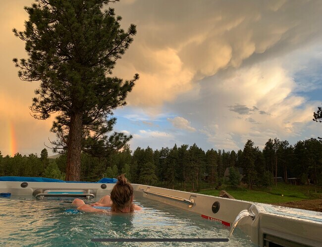 Building Photo - 334 Pine Glade Rd