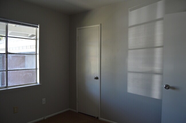 Building Photo - 2156 57th Ave