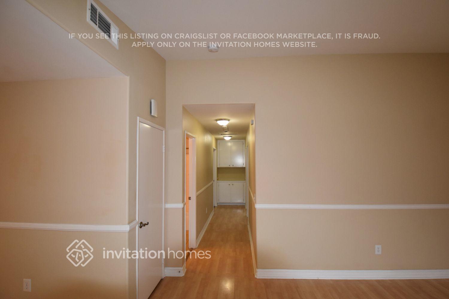 Building Photo - 29020 Rolando Rd