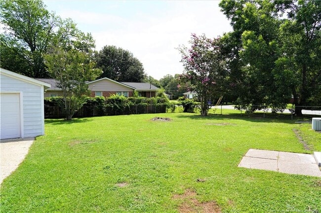 Building Photo - 1311 Berkshire Rd