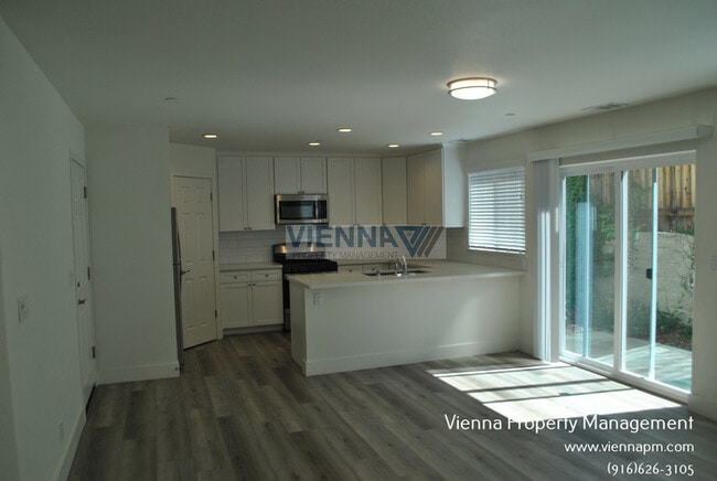 Building Photo - 4818 Morgera Ln