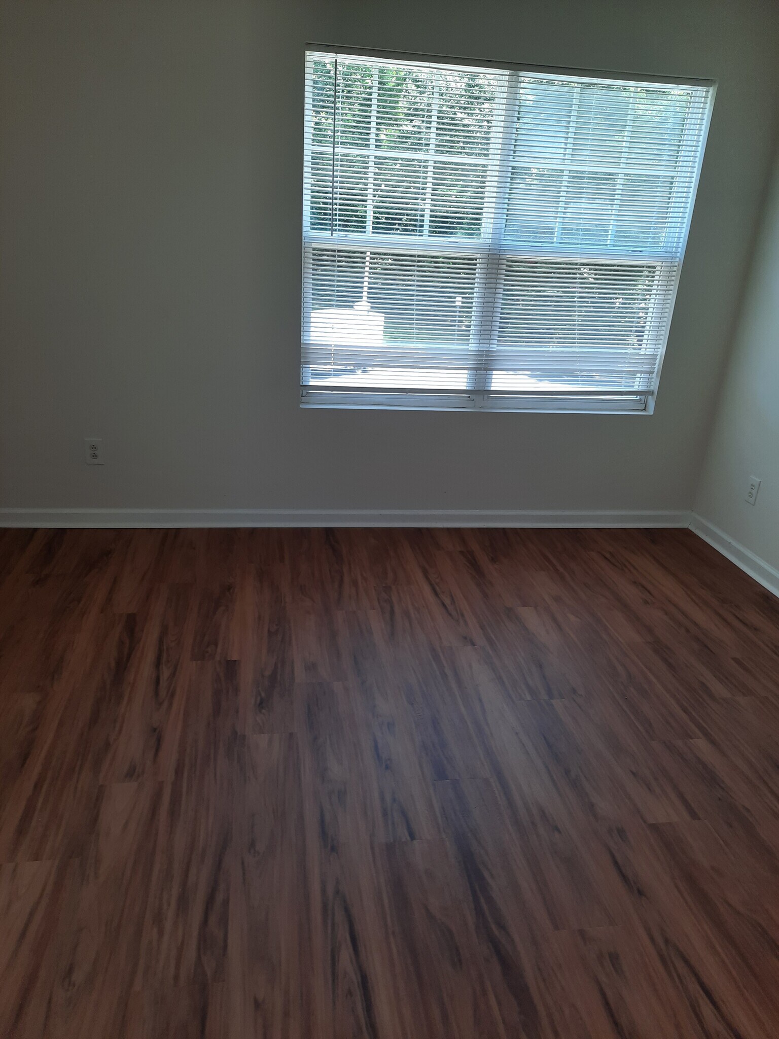 Building Photo - 508 Sternwheel Way