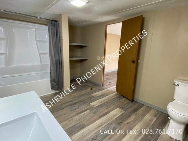 Building Photo - 6 Morgan Rdg Ln