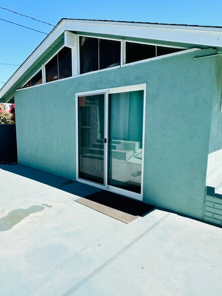 Building Photo - 2707 Cridge St