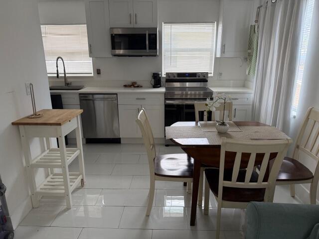 Building Photo - 1015 S K St