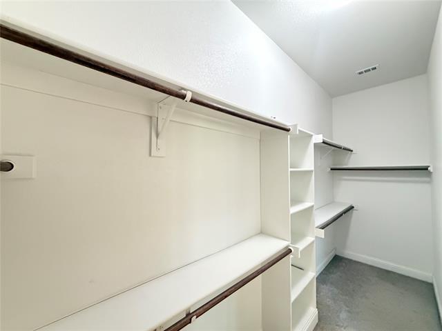 Building Photo - 7924 Buttonwood Dr