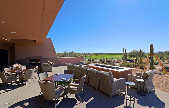 Building Photo - 7125 E Canyon Wren Cir