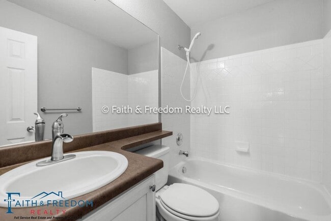 Building Photo - 8354 Freestar Way
