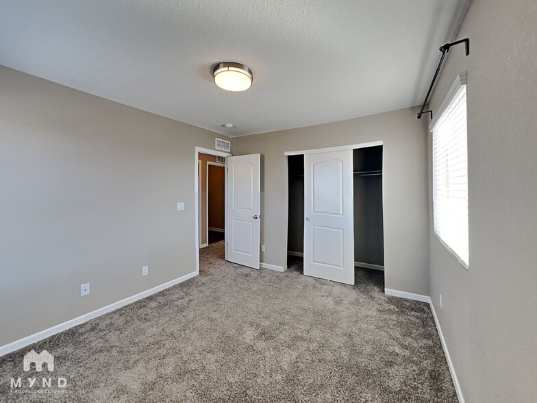 Building Photo - 9993 Truckee St