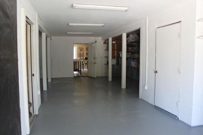 Building Photo - 1674 J D Miller Rd