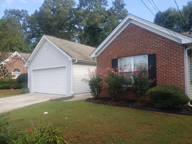 Primary Photo - 5511 Walnut Ln