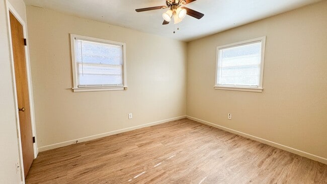 Building Photo - 3034 57th St