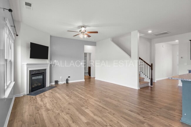 Building Photo - 12059 Sweet Almond Ln