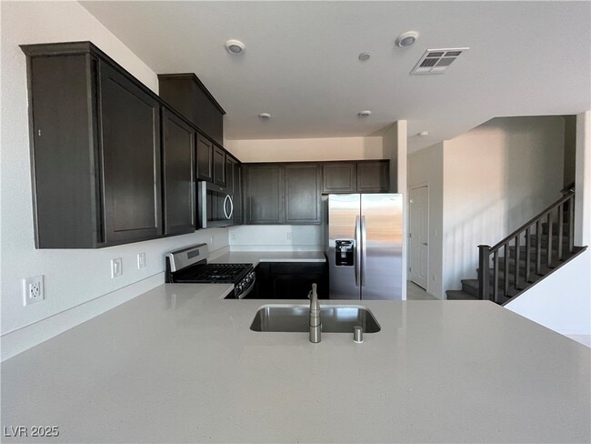 Building Photo - 508 Ylang Pl
