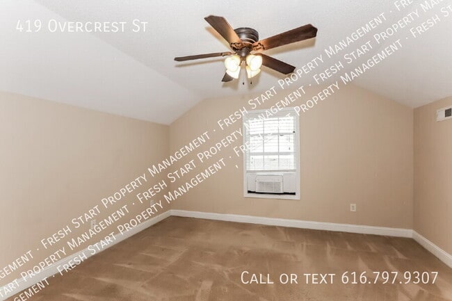 Building Photo - 419 Overcrest St