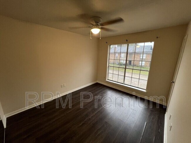 Building Photo - 5268 S Brightside View Dr